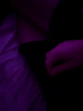 Anna-Ivy online show from 09.26.25