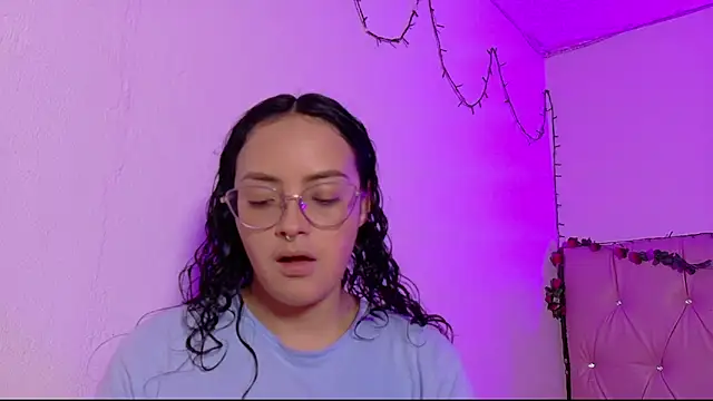 Snapshot of manumeow1 chatting on 02.11.26 manumeow1 online show from 02.11.26