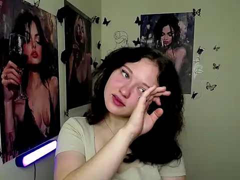 Snapshot of LadyAlice_ chatting on 10.06.25 LadyAlice online show from 10.06.25