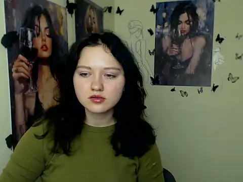 Snapshot of LadyAlice_ chatting on 11.14.25 LadyAlice online show from 11.14.25