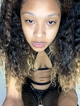 Snapshot of rubywithpearls chatting on 09.13.25 rubywithpearls online show from 09.13.25