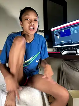 Snapshot of rubywithpearls chatting on 10.21.25 rubywithpearls online show from 10.21.25