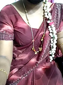 Snapshot of lolida69thamil chatting on 02.19.26 lolida69thamil online show from 02.19.26