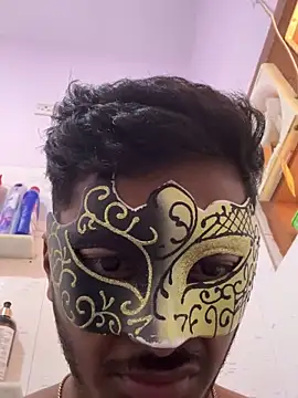 Snapshot of VVcouple chatting on 09.13.25 VVcouple online show from 09.13.25