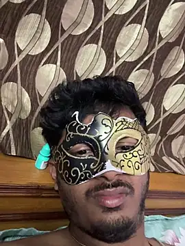 Snapshot of VVcouple chatting on 11.15.25 VVcouple online show from 11.15.25