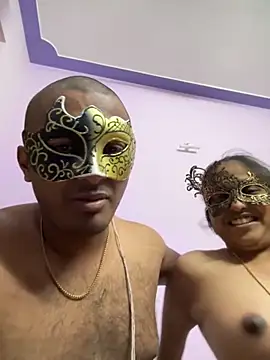 Snapshot of VVcouple chatting on 11.23.25 VVcouple online show from 11.23.25