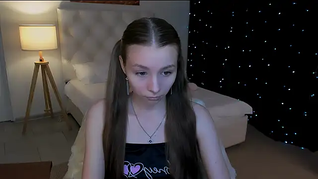 JulieDaniel online show from 02.18.26