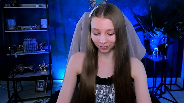 Snapshot of JulieDaniel chatting on 06.18.26 JulieDaniel online show from 06.18.26