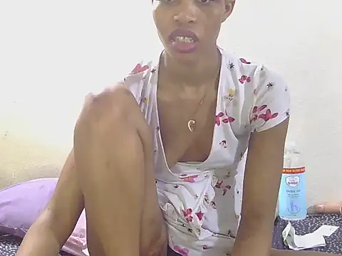 SexyChantyBabe25 online show from 09.14.25