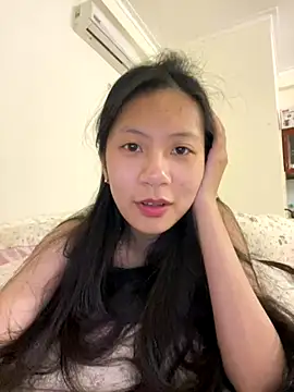 Lil-Gi online show from 11.25.25