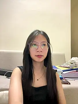 Lil-Gi online show from 12.21.25