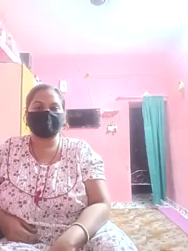 Snapshot of biggbobbsgirl chatting on 09.20.25 biggbobbsgirl online show from 09.20.25