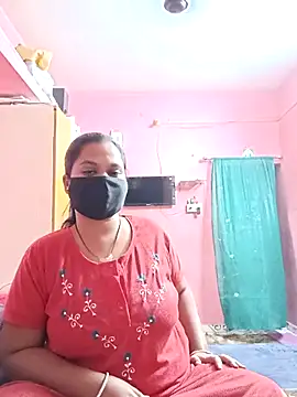 Snapshot of biggbobbsgirl chatting on 11.20.25 biggbobbsgirl online show from 11.20.25