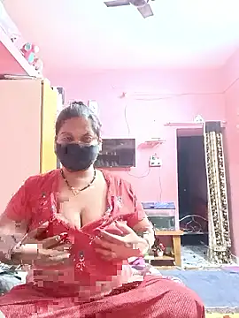 Snapshot of biggbobbsgirl chatting on 01.11.26 biggbobbsgirl online show from 01.11.26