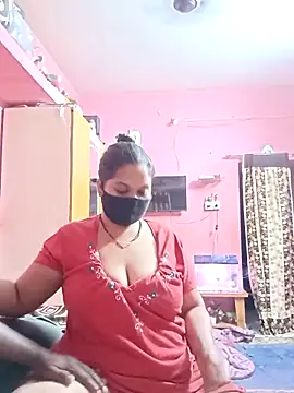 Snapshot of biggbobbsgirl chatting on 02.19.26 biggbobbsgirl online show from 02.19.26