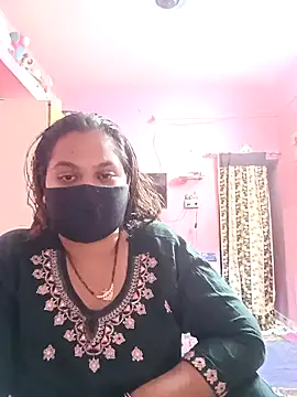 Snapshot of biggbobbsgirl chatting on 02.25.26 biggbobbsgirl online show from 02.25.26