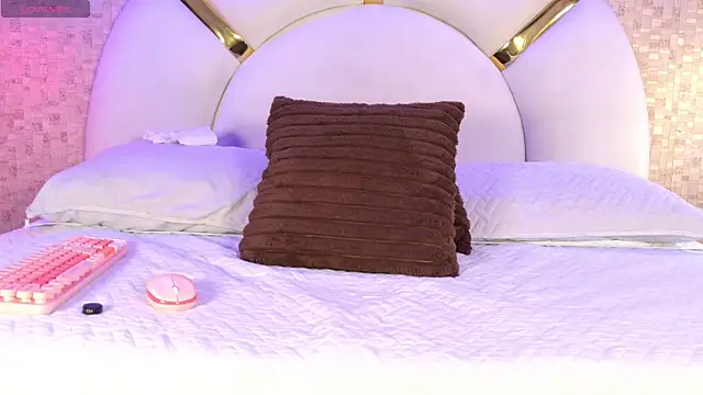 Snapshot of marcela_rojas chatting on 10.13.25 marcela rojas online show from 10.13.25