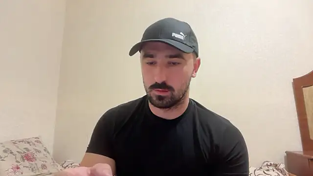 Snapshot of Hard_to_Obey chatting on 10.16.25 Hard to Obey online show from 10.16.25