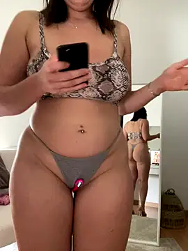 chloedlm5 online show from 10.12.25