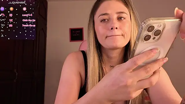 Veronika  Winslow  online show from 10.07.25