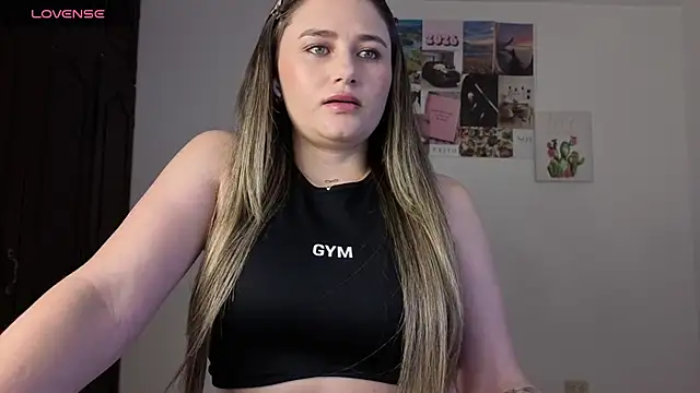Veronika  Winslow  online show from 05.20.26
