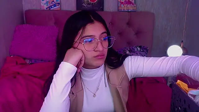 laurenelove online show from 10.11.25