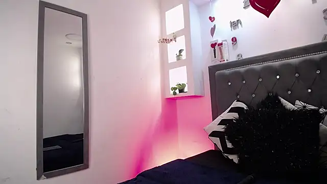 MelissaRhodes online show from 09.23.25