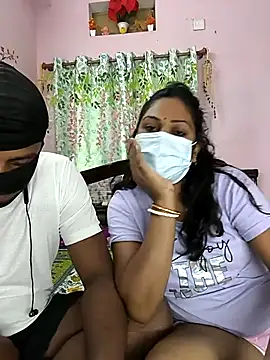 Lovlycouple1 online show from 10.10.25