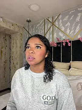 LisaMendez online show from 05.22.26