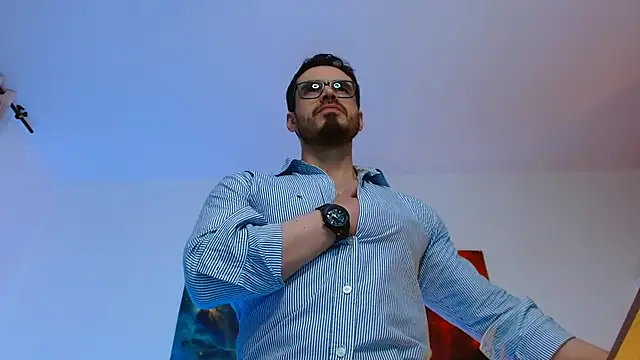 Axel Lover online show from 10.03.25