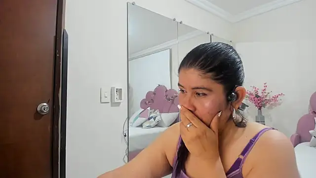 kiraGeiner online show from 02.12.26