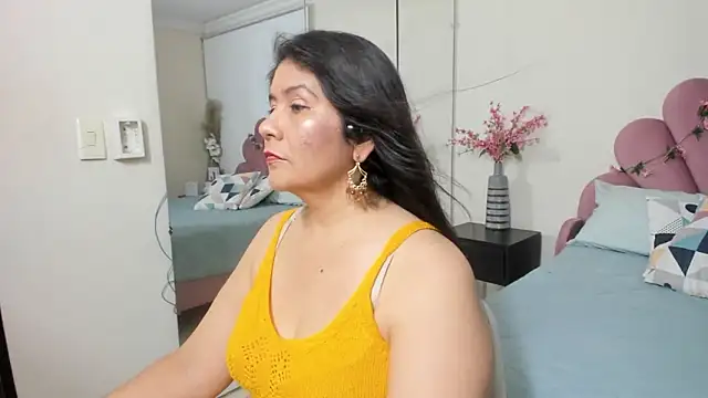 kiraGeiner online show from 03.09.26