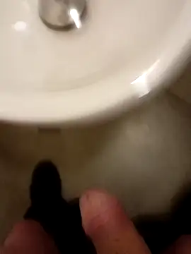 69dagosto online show from 10.25.25