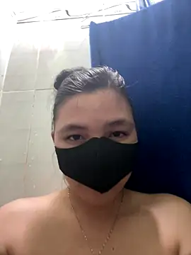 Nanaly99 online show from 11.19.25