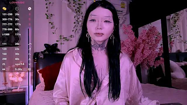 Lein Bone online show from 11.10.25