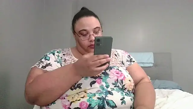 Snapshot of SexyBBW10790 chatting on 03.03.26 SexyBBW10790 online show from 03.03.26