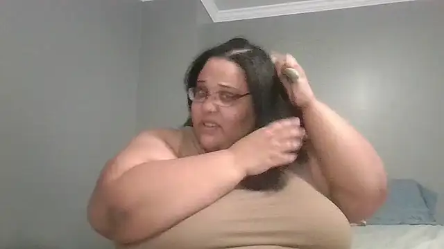SexyBBW10790 online show from 07.26.26