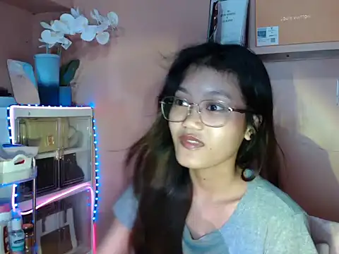 skinny gracie online show from 10.19.25