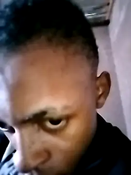 Snapshot of CrepedTrek chatting on 10.05.25 CrepedTrek online show from 10.05.25