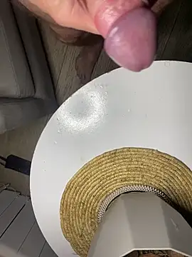 Jonny Agatha online show from 04.16.26