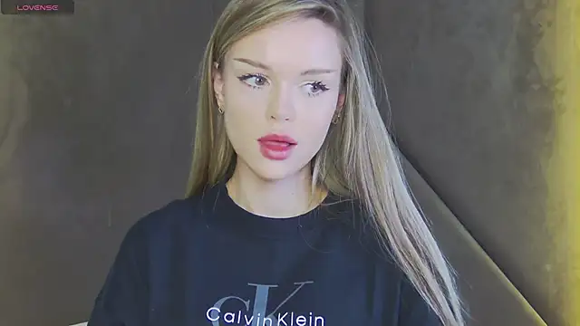 MarilynNova online show from 06.30.26