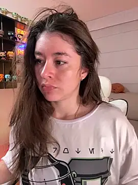 Snapshot of Sharon_07 chatting on 11.21.25 Sharon 07 online show from 11.21.25