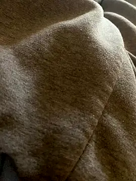 Snapshot of MuzzyFacing chatting on 11.26.25 MuzzyFacing online show from 11.26.25