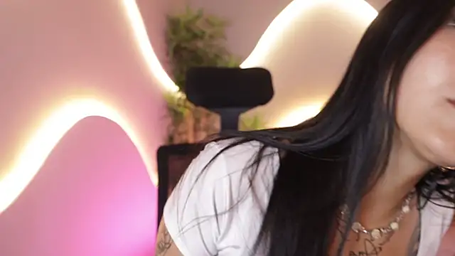 Emma and Issac online show from 04.07.26