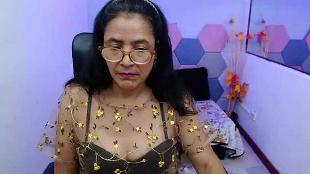 AmandaPeet online show from 09.17.25