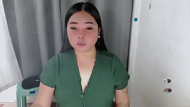Yhana Slut online show from 09.17.25