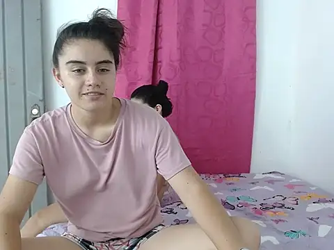 Arieeel 09 online show from 11.23.25