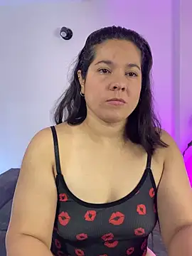 Snapshot of leiablack chatting on 10.07.25 leiablack online show from 10.07.25