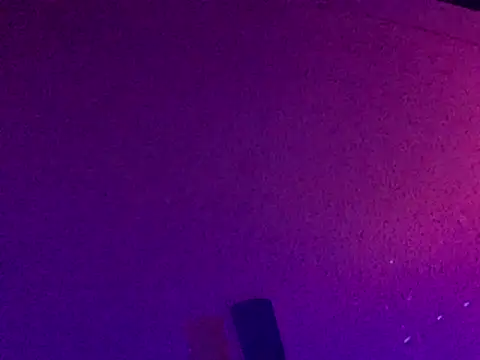 Triggerhappycj100 online show from 10.12.25