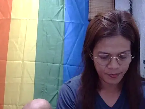 juicycum069 online show from 05.09.26